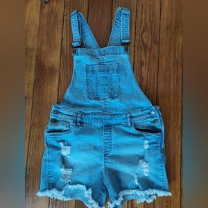 VENUS Distressed Overall Shorts, Size 8